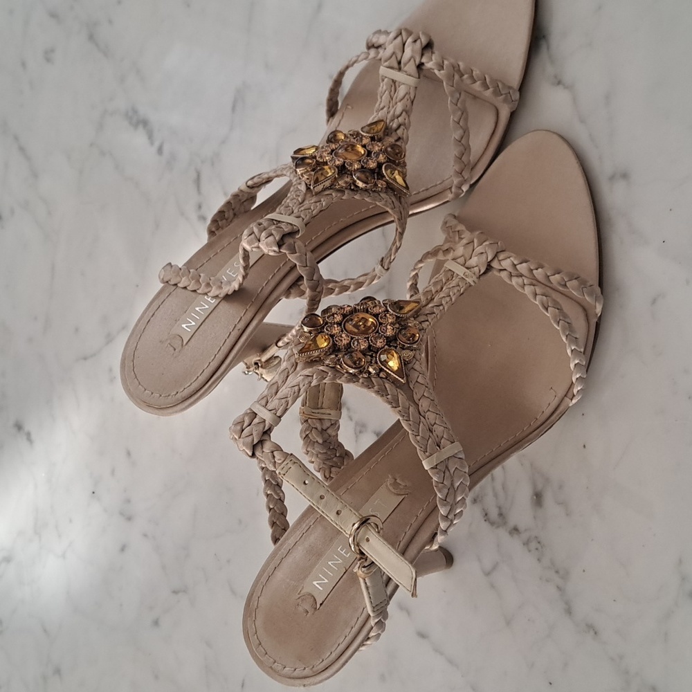 Shoe - Picture 5 of 5